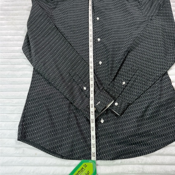 H&M Black and White Patterned Casual Shirt - Picture 5 of 13